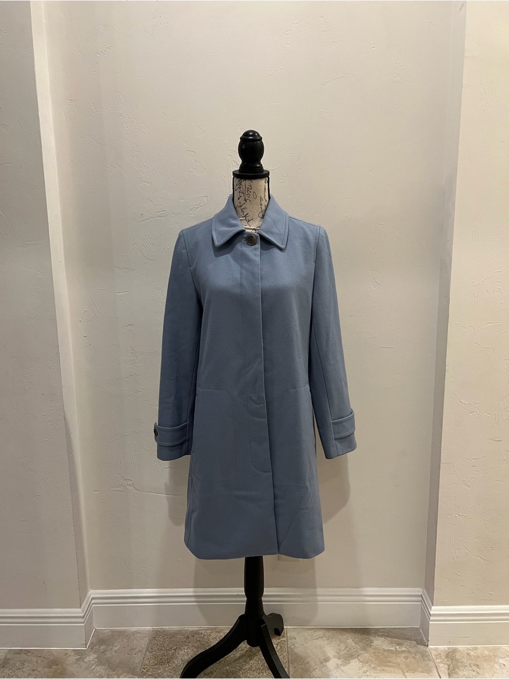 Jones New York Light Blue Single-Button Trench Coat- Excellent Condition